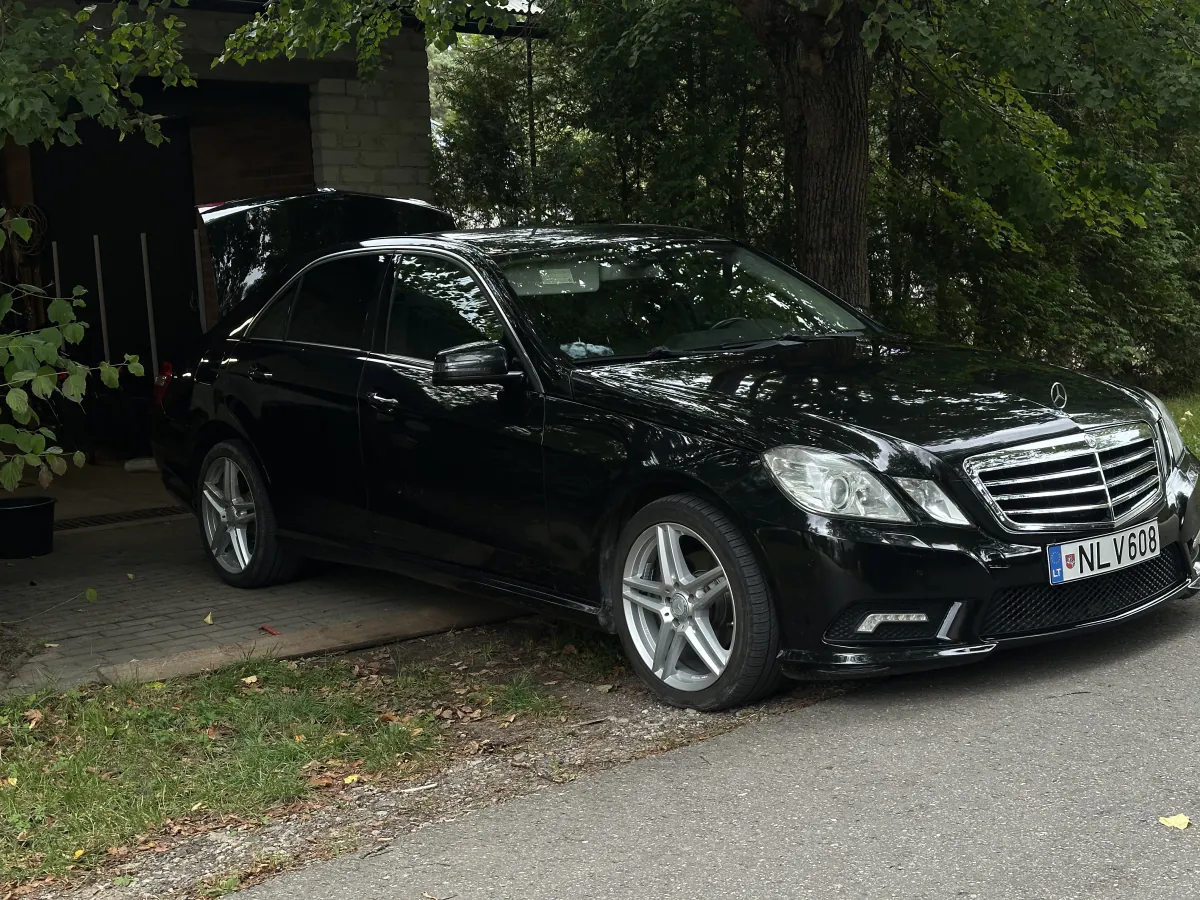Mercedes W212 E220
